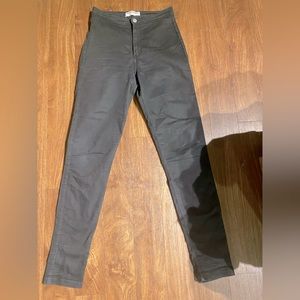American Apparel pant/jeans size M Black. High rise skinny